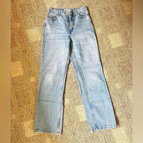 Zara high waisted straight length jeans - Picture 2 of 4